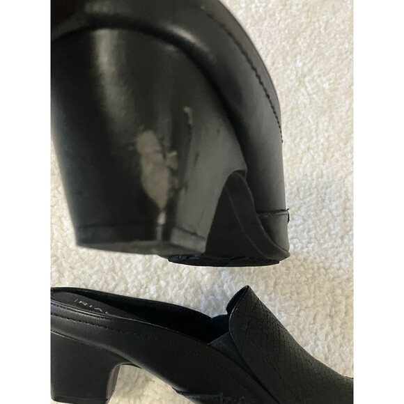 RIALTO VETTE Black Croc Embossed Mules Clogs Size 9.5M Slip-On Comfort Heel - Picture 2 of 11